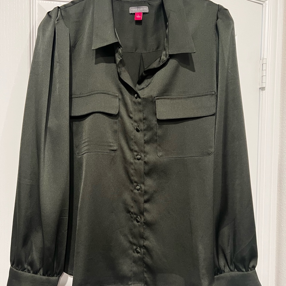Vince Camuto Olive Satin Button-Front Shirt
